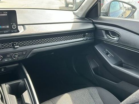 Used 2023 Honda Accord EX image 25