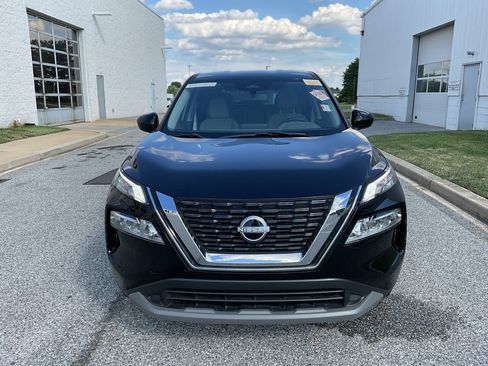 Used 2023 Nissan Rogue SV AWD/4WD image 3