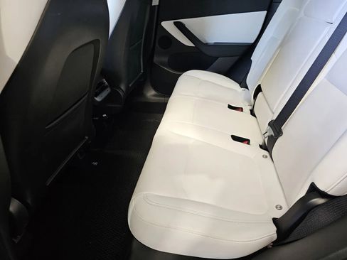 Used 2020 Tesla Model Y Long Range AWD/4WD image 12