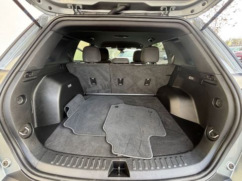 Used 2025 Chevrolet Equinox LT image 31