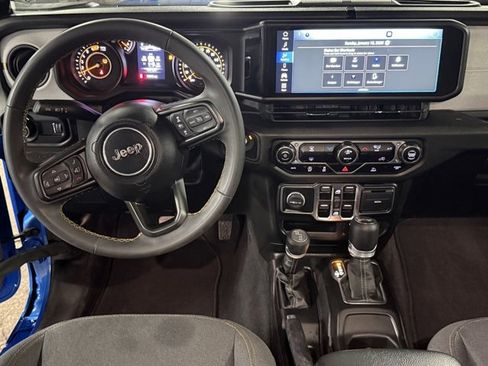 Used 2024 Jeep Wrangler Sport S image 8