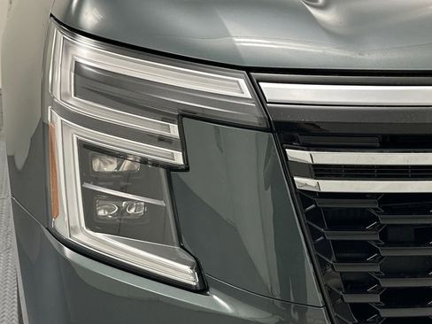 New 2025 Nissan Armada Platinum Reserve image 26