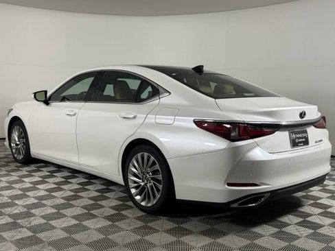 Used 2021 Lexus ES 350 Ultra Luxury w/ Accessory Package FWD image 7