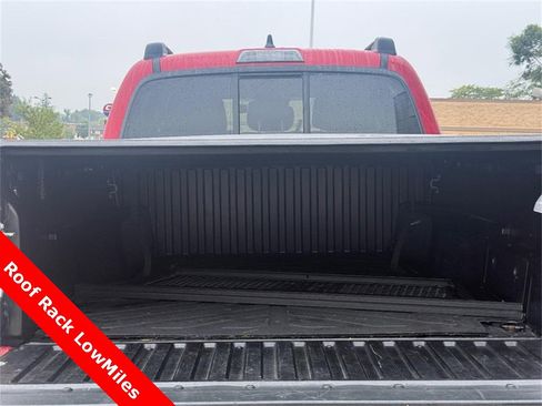 Used 2023 Toyota Tacoma SR image 9