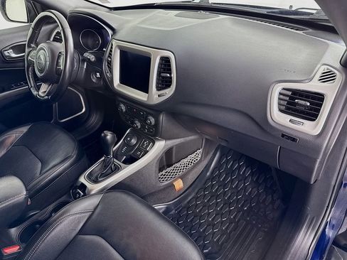 Used 2021 Jeep Compass Latitude AWD/4WD image 29