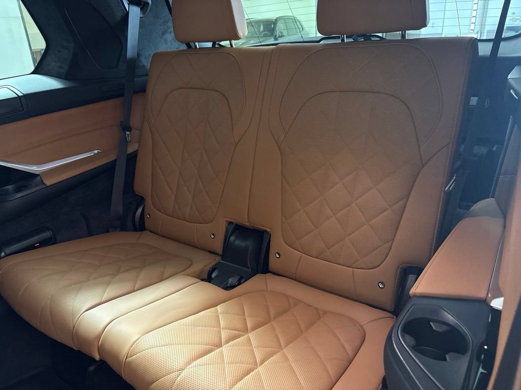 Certified 2026 BMW X7 xDrive40i AWD/4WD image 34