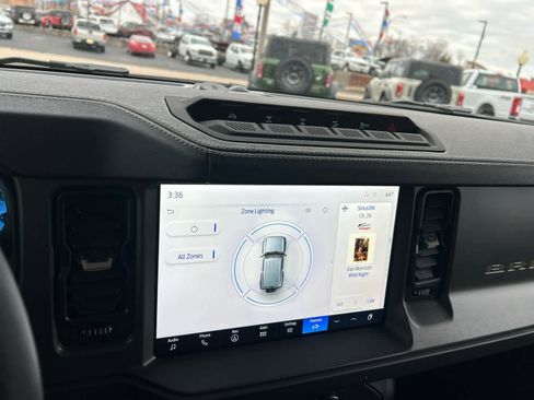 New 2025 Ford Bronco Badlands image 42