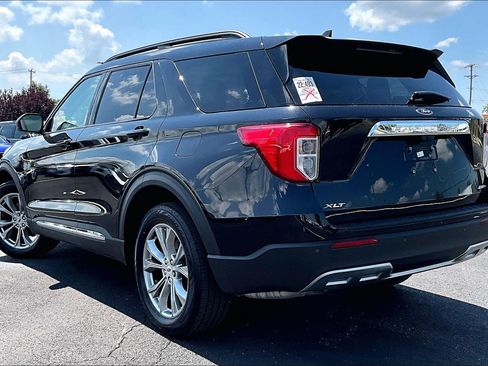 Used 2023 Ford Explorer XLT w/ Equipment Group 202A AWD/4WD image 6
