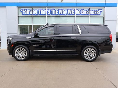 Used 2021 GMC Yukon XL SLT w/ SLT Premium Package AWD/4WD image 7