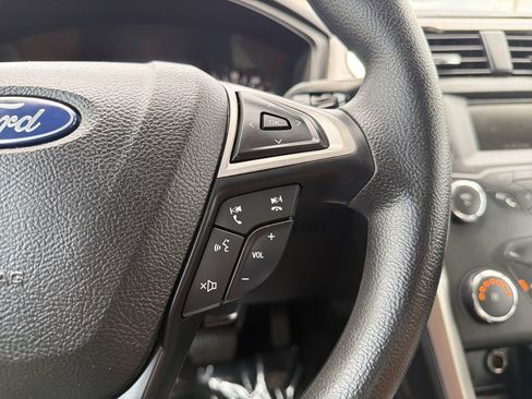 Used 2019 Ford Fusion S FWD image 26