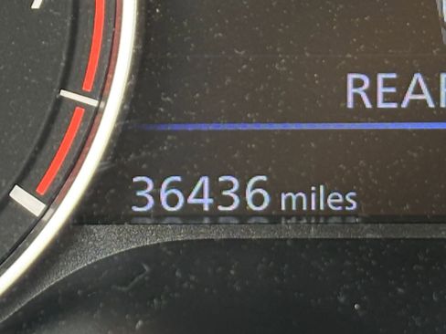 Used 2025 Nissan Altima 2.5 SV image 40