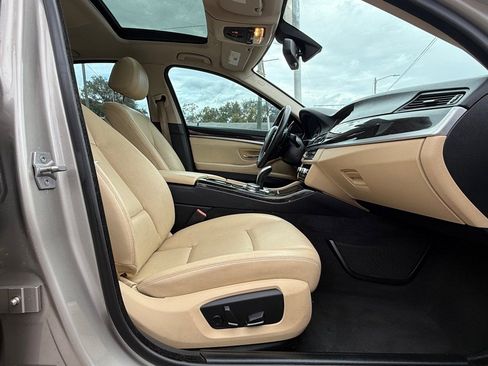 Used 2016 BMW 535i Sedan w/ Driver Assistance Package image 18