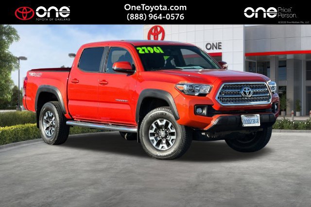 Used 2017 Toyota Tacoma TRD Off-Road AWD/4WD 360° Tour
