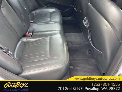 Used 2015 Hyundai Genesis 3.8 w/ Option Group 02 RWD image 23