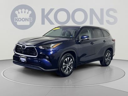 Used 2025 Toyota Highlander XLE