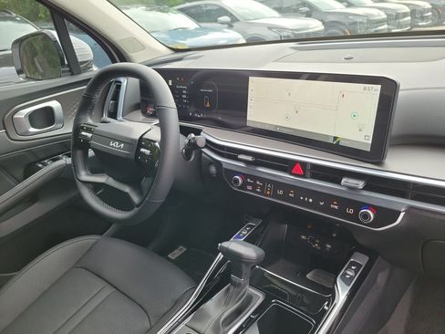 New 2026 Kia Sorento SX FWD image 8