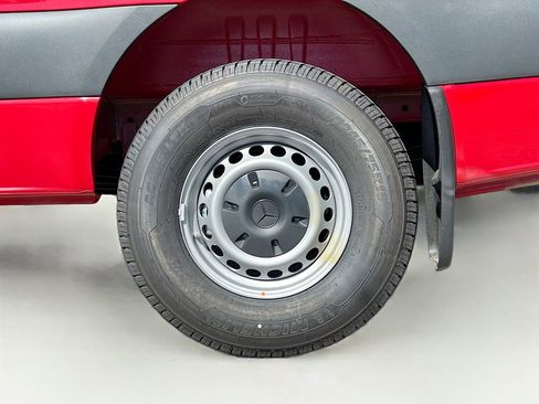 New 2025 Mercedes-Benz Sprinter 2500 image 26