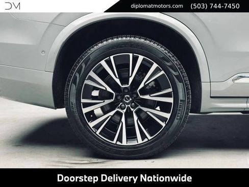 Used 2024 Volvo XC90 T8 Plus AWD/4WD image 46