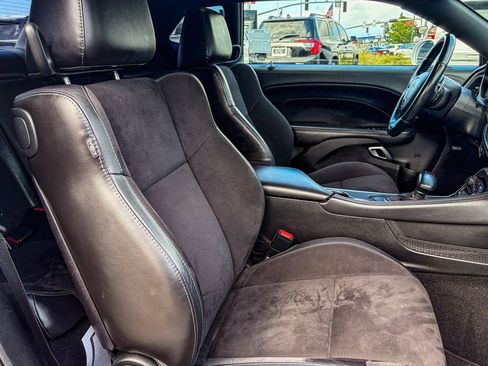 Used 2020 Dodge Challenger GT w/ Plus Package RWD image 34