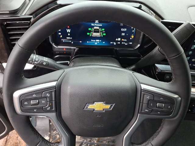 Used 2026 Chevrolet Silverado 1500 LT AWD/4WD image 3