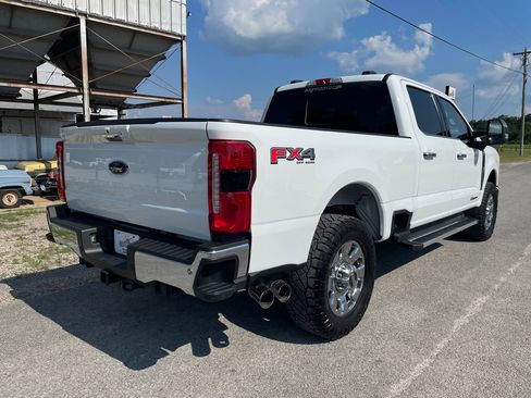 Used 2023 Ford F250 Lariat w/ Tow Technology Package image 7