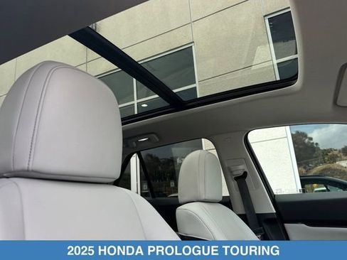 Used 2025 Honda Prologue Touring image 19