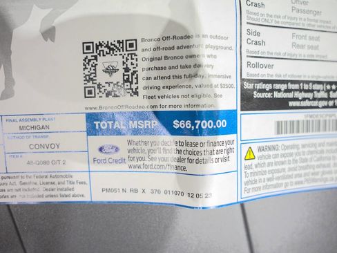 Used 2023 Ford Bronco Badlands image 29