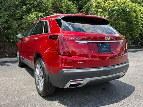 Certified 2023 Cadillac XT5 Premium Luxury w/ Technology Package AWD/4WD image 3