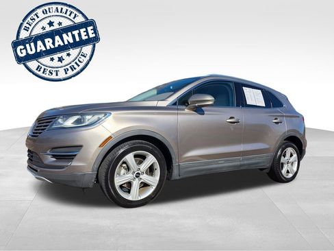 Used 2018 Lincoln MKC Premiere image 2