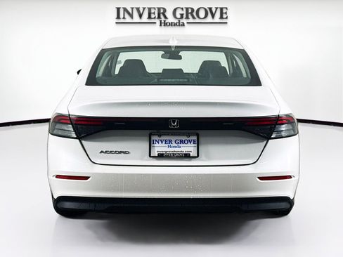 Used 2023 Honda Accord EX image 6