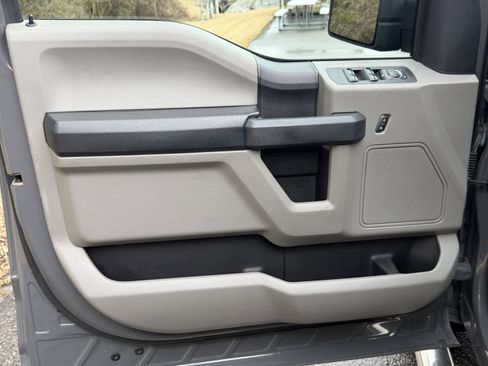 Used 2020 Ford F150 XL w/ Equipment Group 101A Mid image 4