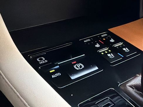 Used 2016 Lexus RX 350 AWD w/ Premium Package image 33