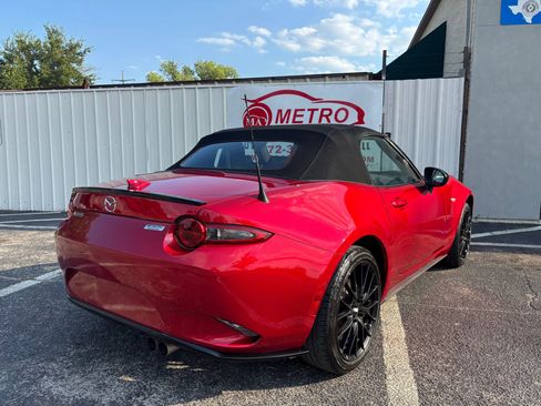 Used 2017 MAZDA MX-5 Miata Club w/ Brembo/BBS Package image 7