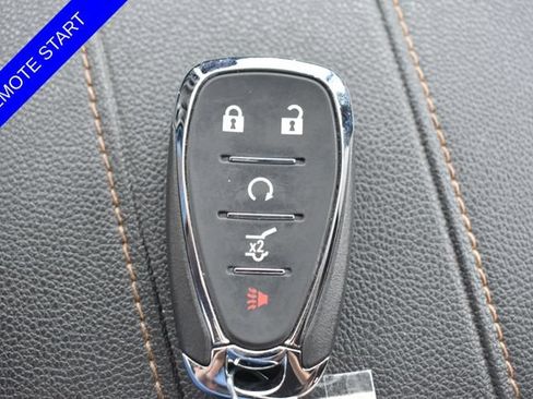 Used 2020 Chevrolet Traverse RS w/ LPO, Cargo Package AWD/4WD image 8