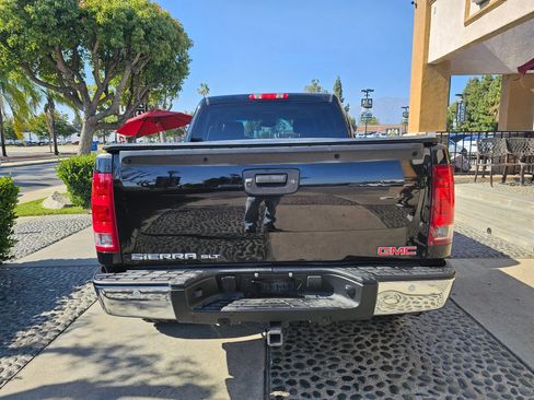 Used 2013 GMC Sierra 1500 SLT AWD/4WD image 6