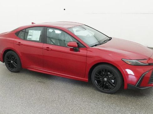 New 2026 Toyota Camry SE FWD image 12