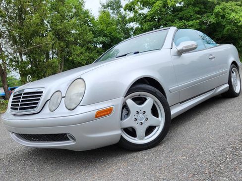 Used 2001 Mercedes-Benz CLK 430 Cabriolet image 3