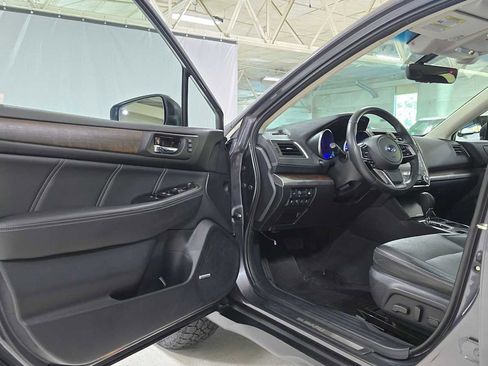 Used 2019 Subaru Outback 3.6R Limited image 19
