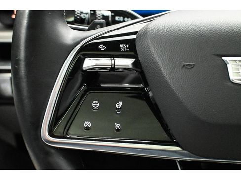 Used 2024 Cadillac Lyriq Luxury RWD image 41