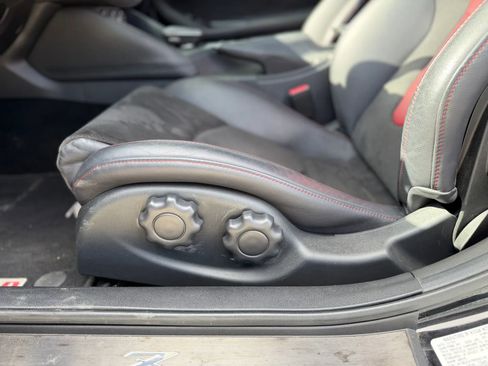 Used 2024 Nissan Z NISMO w/ Floor Mat Package image 25