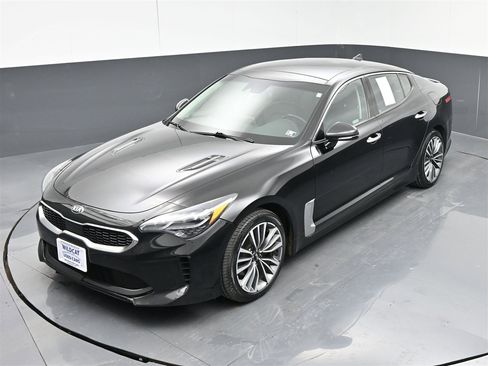 Used 2019 Kia Stinger Premium image 20