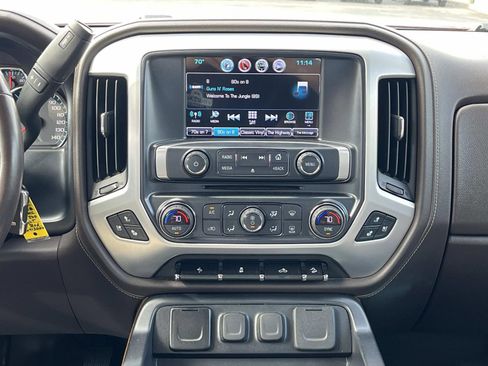 Used 2018 GMC Sierra 1500 SLT w/ SLT Premium Package image 17