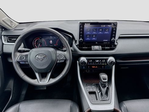 Used 2022 Toyota RAV4 Limited image 14