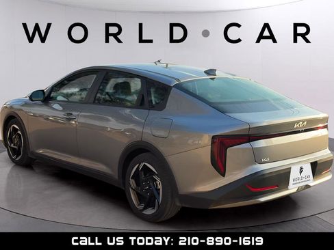 Used 2025 Kia K4 EX FWD image 10