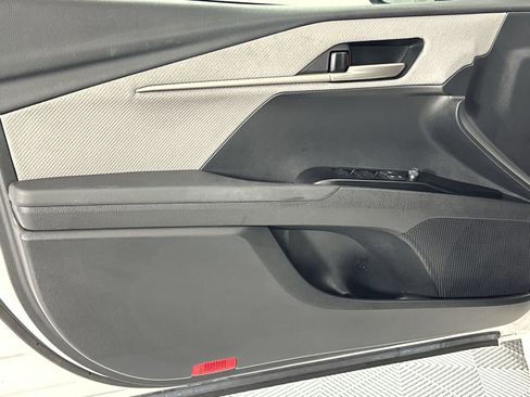 Used 2025 Toyota Camry SE w/ Convenience Package FWD image 28