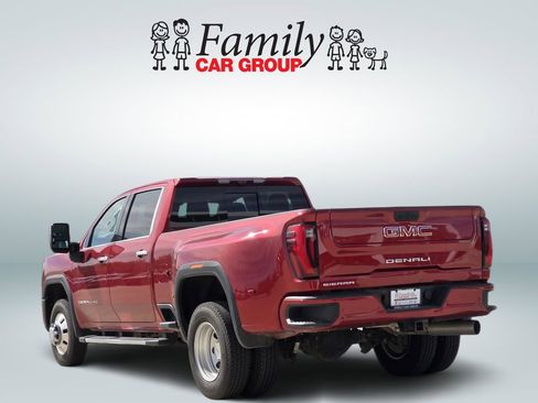 Used 2024 GMC Sierra 3500 Denali w/ Technology Package image 3