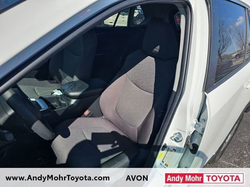 Used 2022 Toyota RAV4 XLE image 10