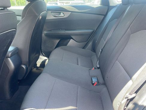 Used 2019 Kia Forte LXS FWD image 25
