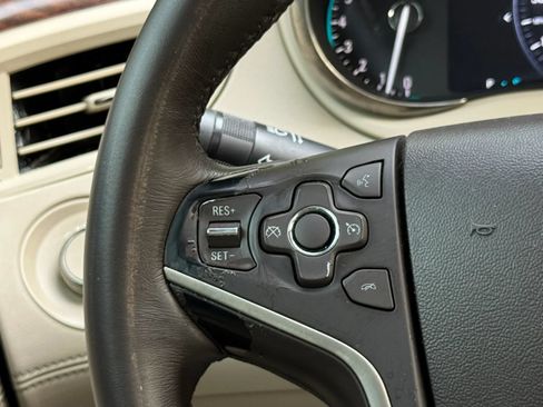 Used 2014 Buick LaCrosse Leather AWD/4WD image 23