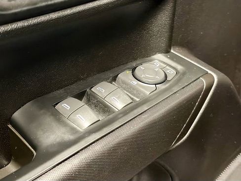 Certified 2023 Chevrolet Silverado 1500 Custom image 16